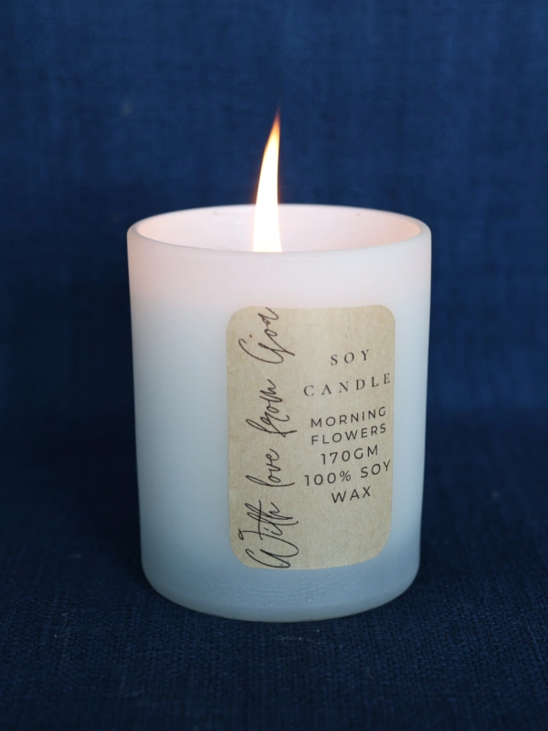 Glass vessel soy candle